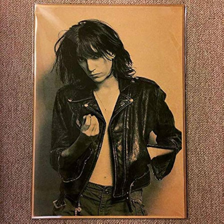 未開封♪ パティ・スミス　ピース・アンド・ノイズ(紙ジャケット仕様) Amazon.co.jp: ピース・アンド・ノイズ(紙ジャケット仕様): Music